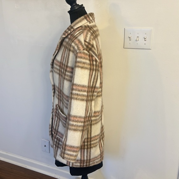 Lush Plaid Faux Fur Wool Coat, sz Medium. - Picture 5 of 15